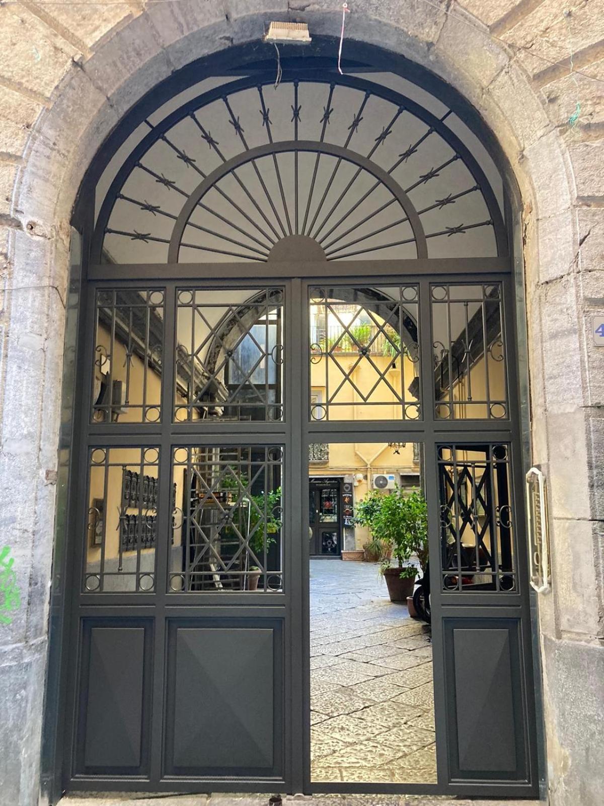 Casa Velata A Spaccanapoli Ngoại thất bức ảnh